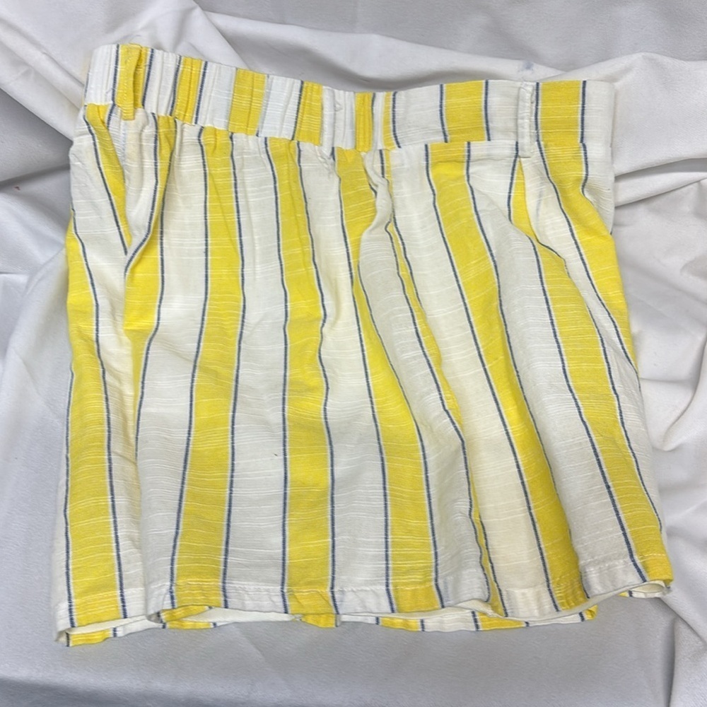 Altar’d State  Striped Yellow and White stretchy lined cotton  Shorts - Picture 8 of 10